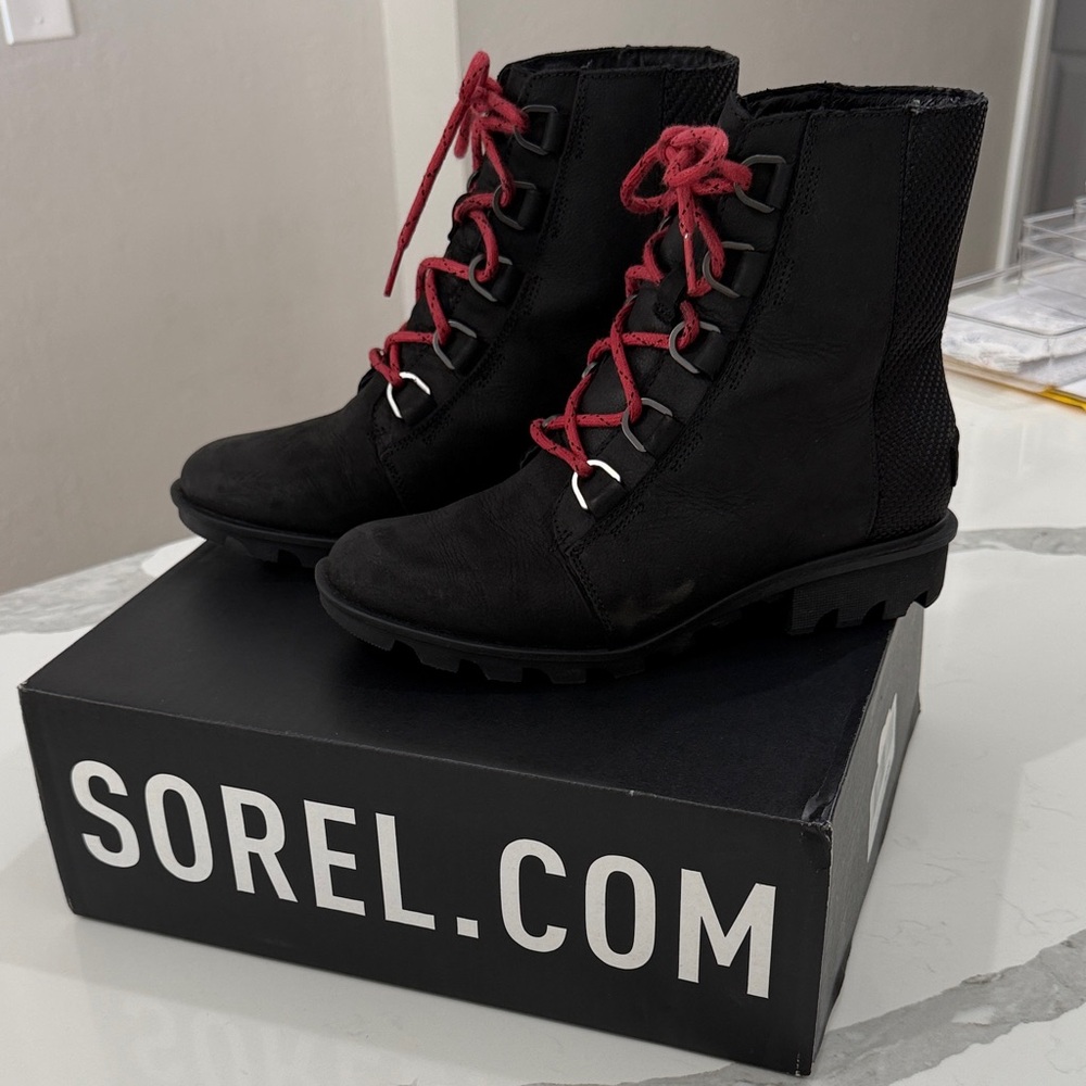 Sorel Black Lace-Up Boots with Red Accents